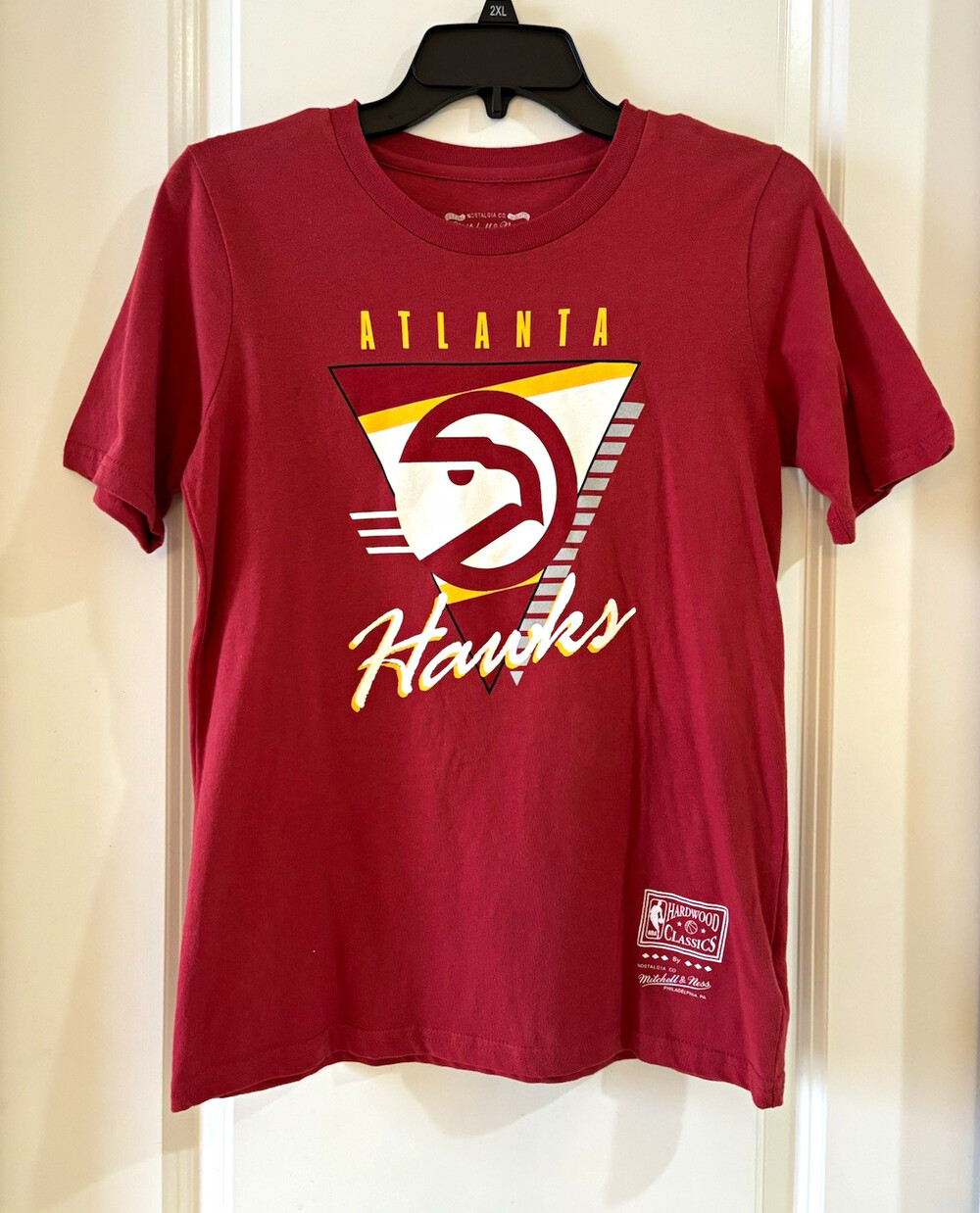 Mitchell & Ness Atlanta Hawks Basketball Red T-Shirt, Size M